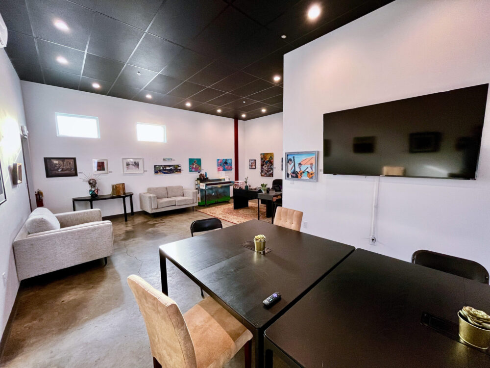 Burka Member Lounge